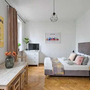 Chic - Old Town -cel2 Апартаменты Варшава